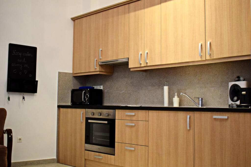 Central Budapest Apartment In Historical Building With Free Private Parking Exteriér fotografie