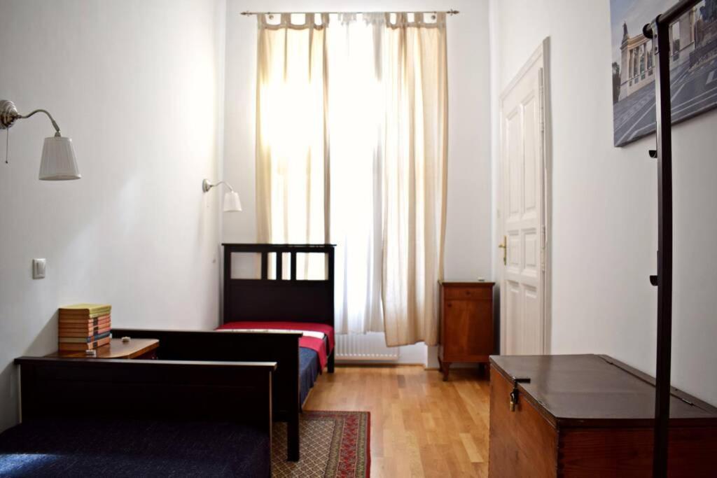 Central Budapest Apartment In Historical Building With Free Private Parking Exteriér fotografie
